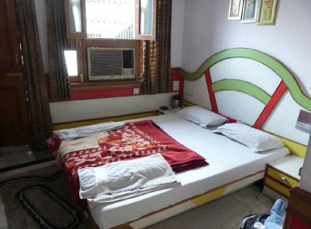 Ajay Guest House Nuova Delhi Esterno foto