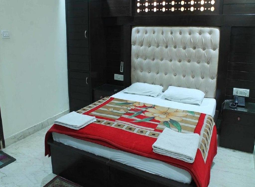 Ajay Guest House Nuova Delhi Esterno foto